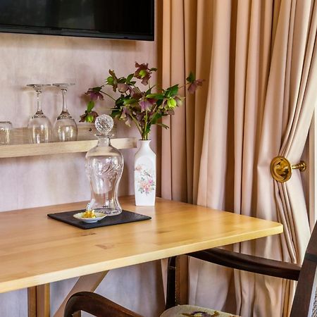 Olive Rabbit - Boutique Bed & Breakfast Turangi Exterior photo