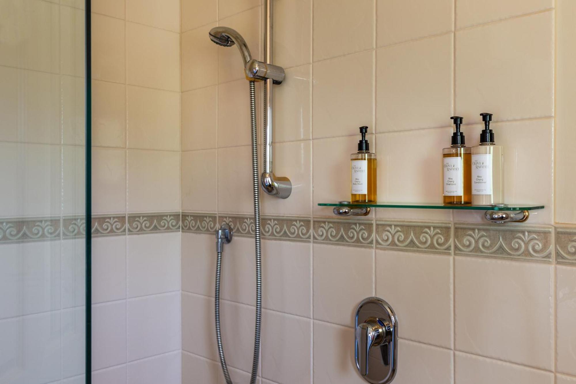 Olive Rabbit - Boutique Bed & Breakfast Turangi Exterior photo